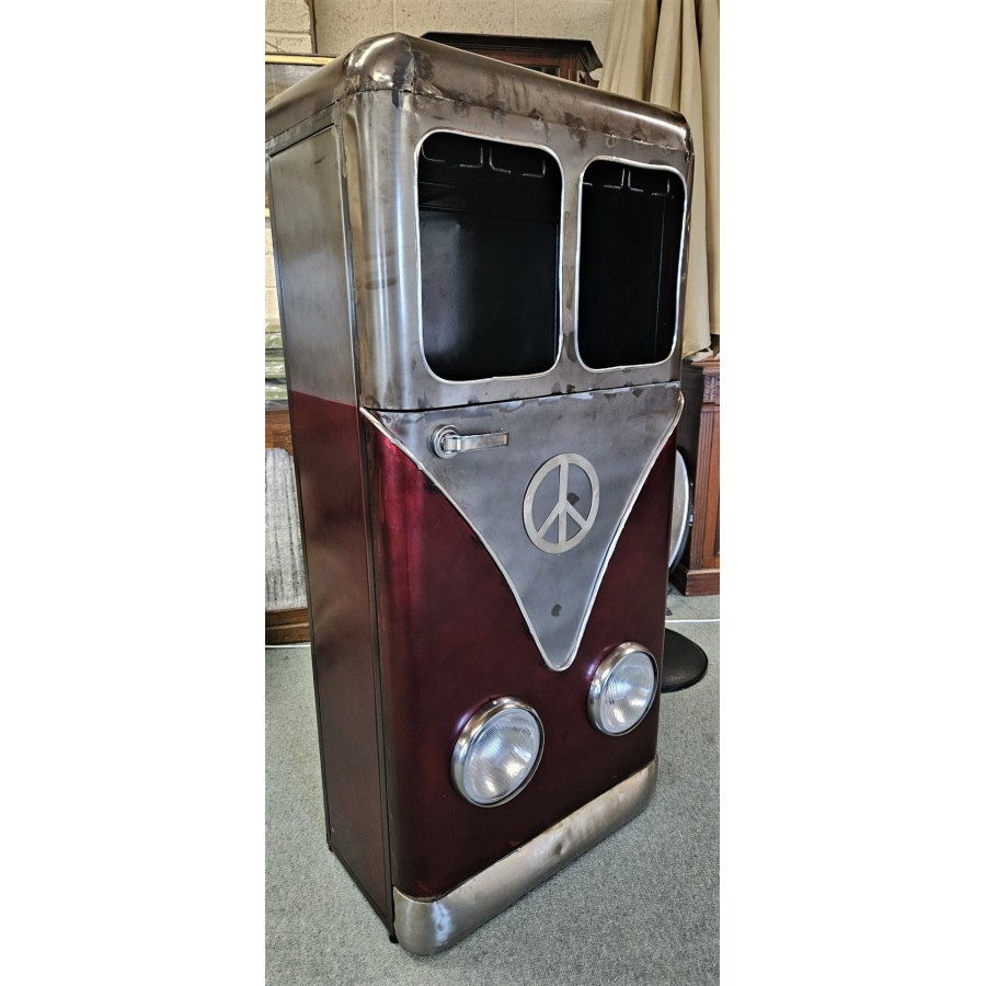 Drinks Cabinet V W